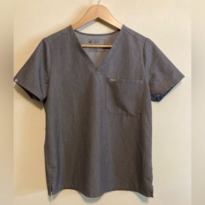 Figs Gray Technical Collection top Medium